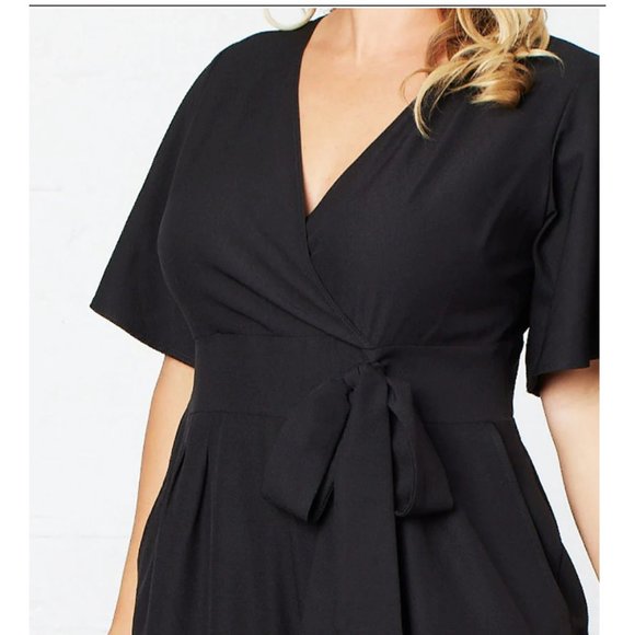 Kiyonna Charisma Crepe Jumpsuit - Picture 3 of 4